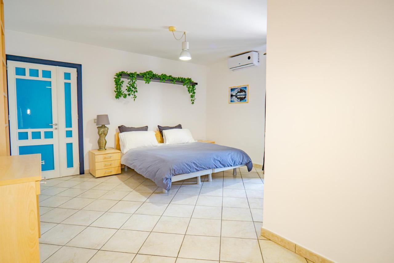 Castle Living Apartment Catania Bagian luar foto