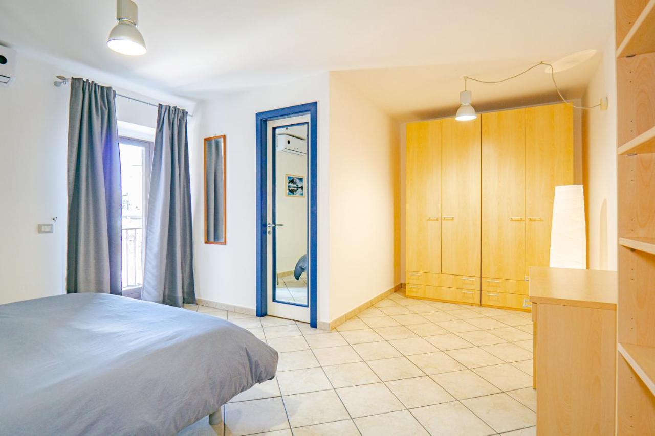 Castle Living Apartment Catania Bagian luar foto