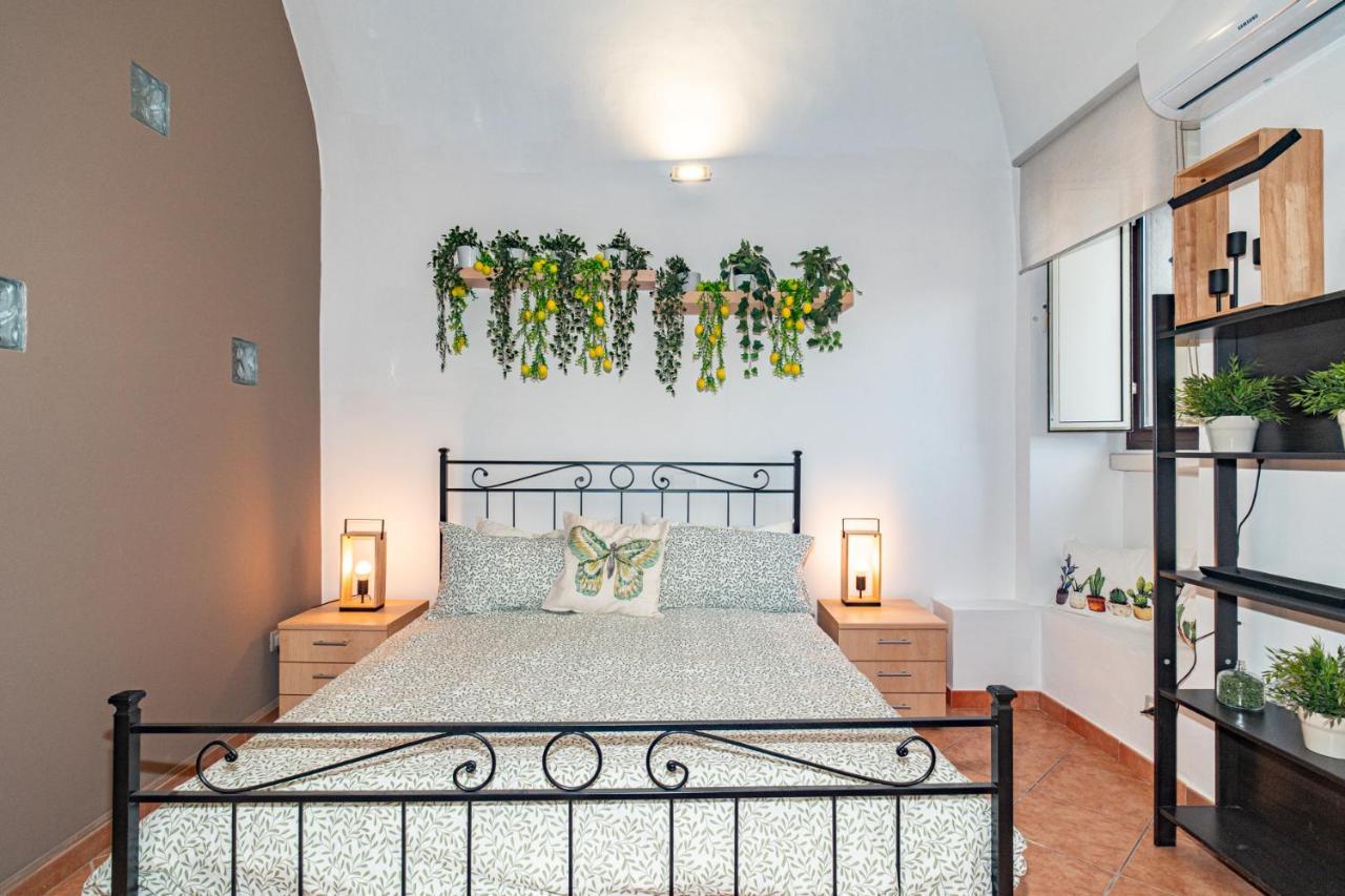 Castle Living Apartment Catania Bagian luar foto