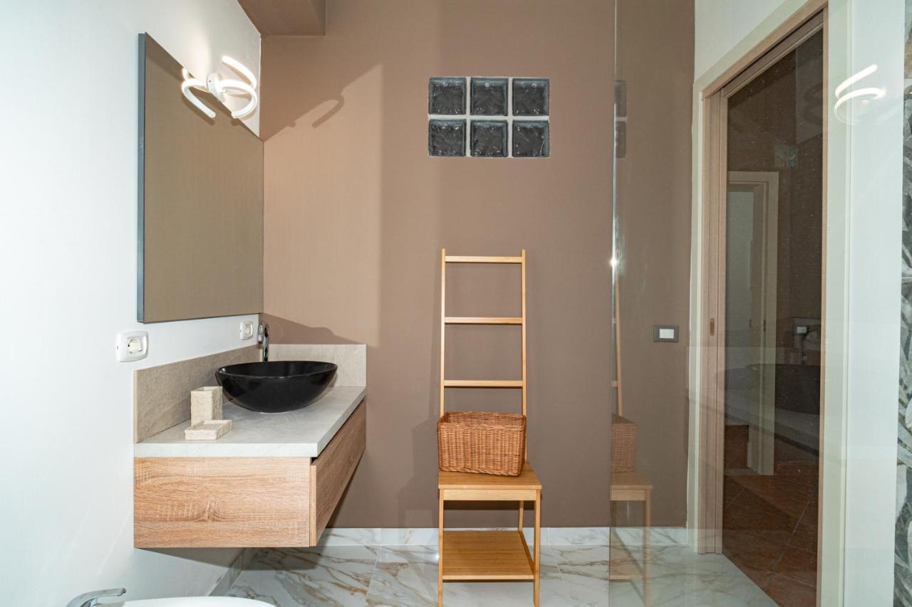 Castle Living Apartment Catania Bagian luar foto